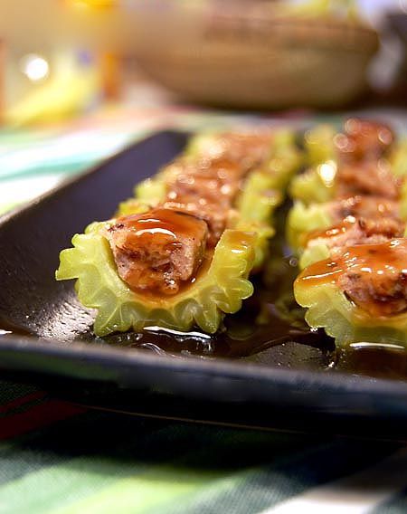 Mướp đắng nhồi thịt rưới xì dầu 